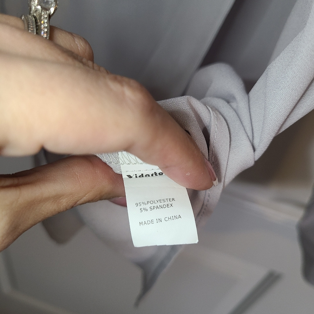 Blouse - Picture 2 of 4